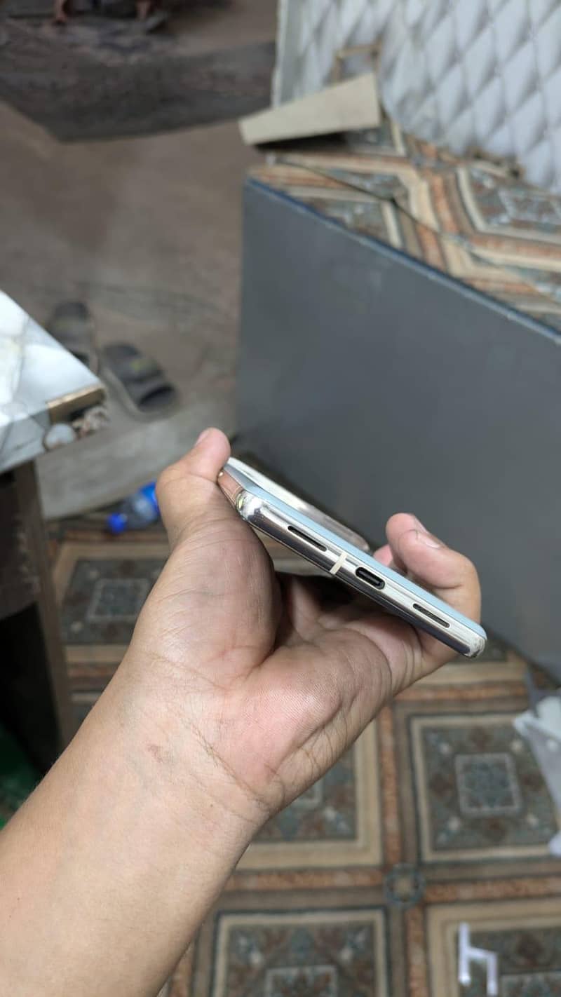 Google Pixel 7 Pro 4