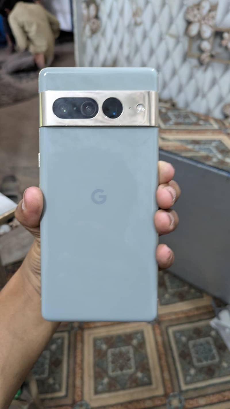 Google Pixel 7 Pro 9