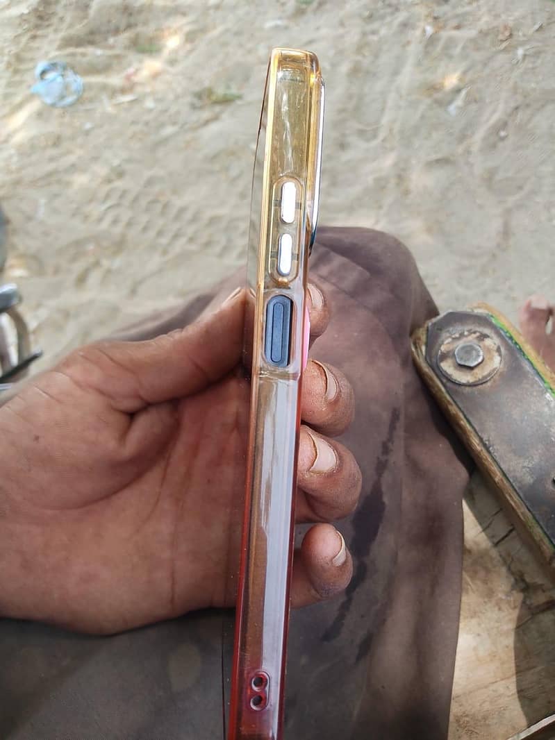 Realme C53 3