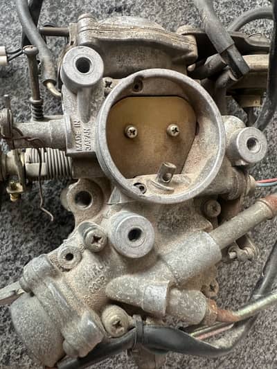 Alto 660 CC carburetor in excellent condition