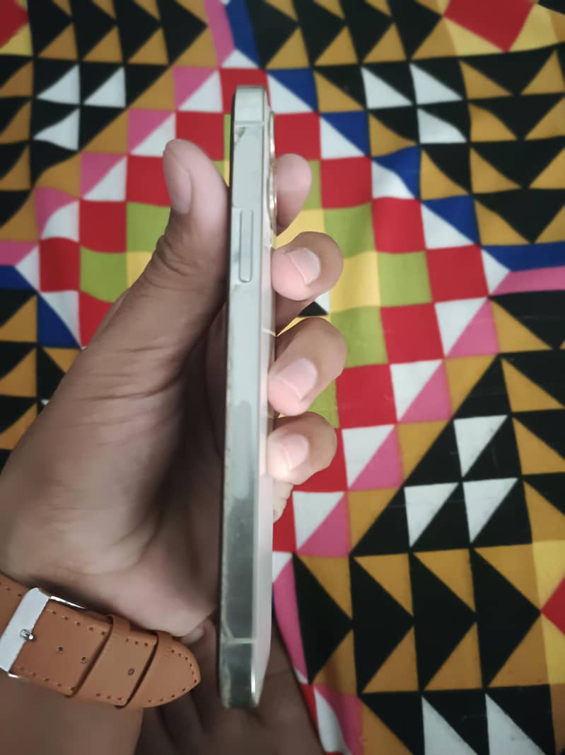 iphone 12 pro 1
