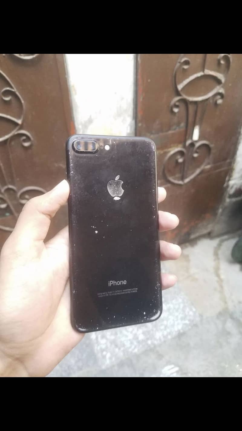Apple iPhone 7 Plus 2