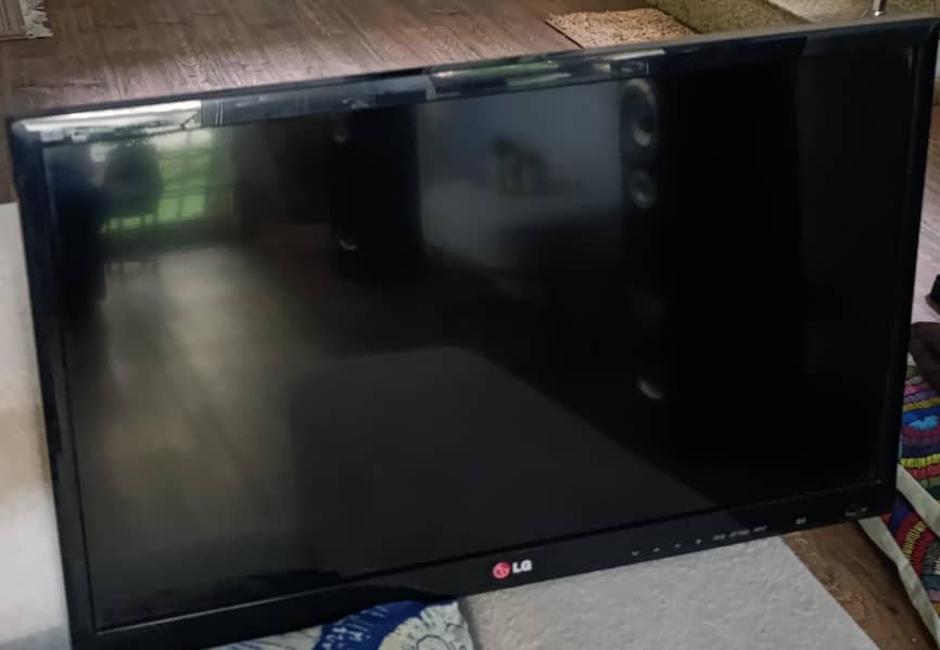 LED. . TV 2