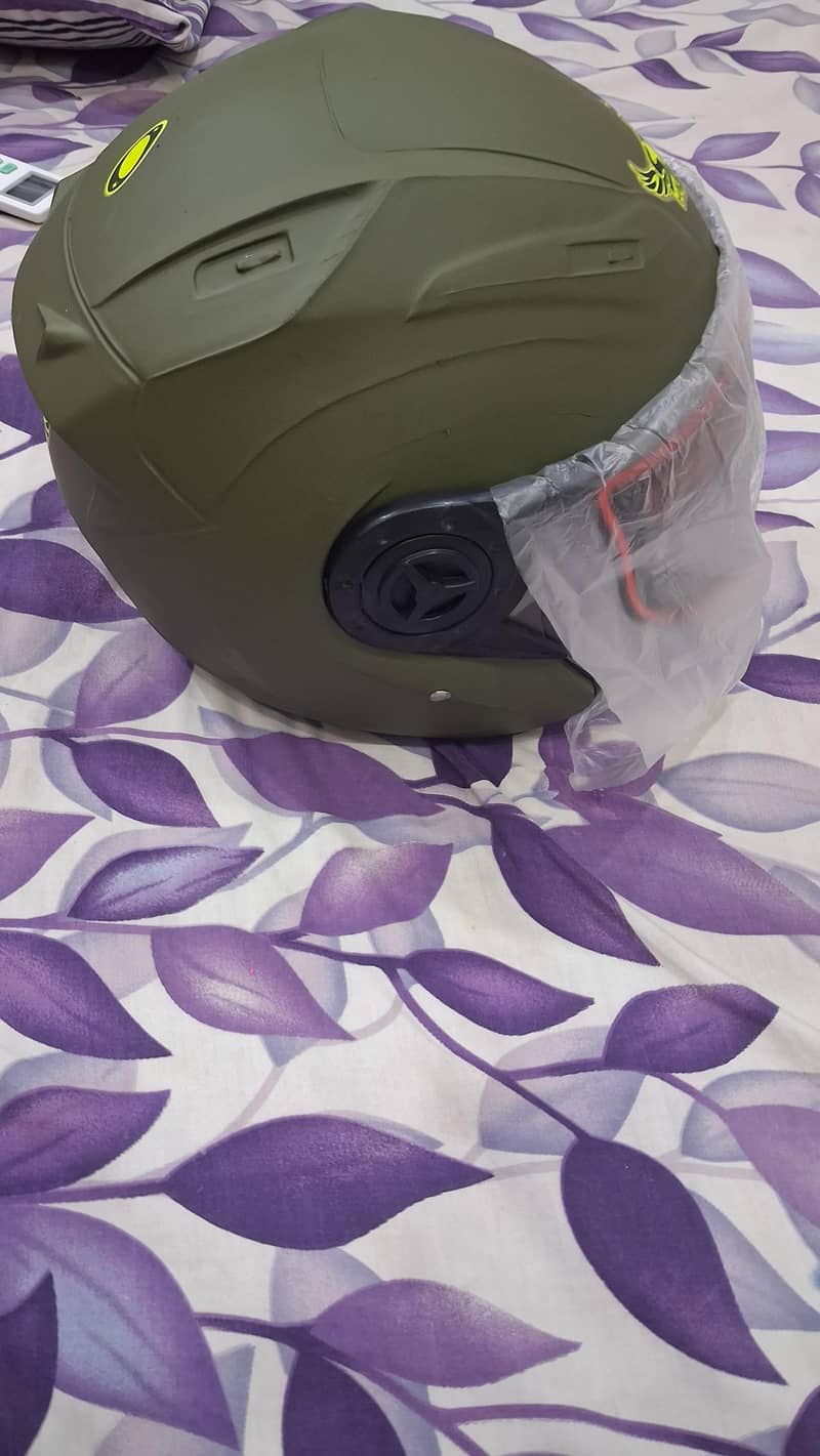helmet 2