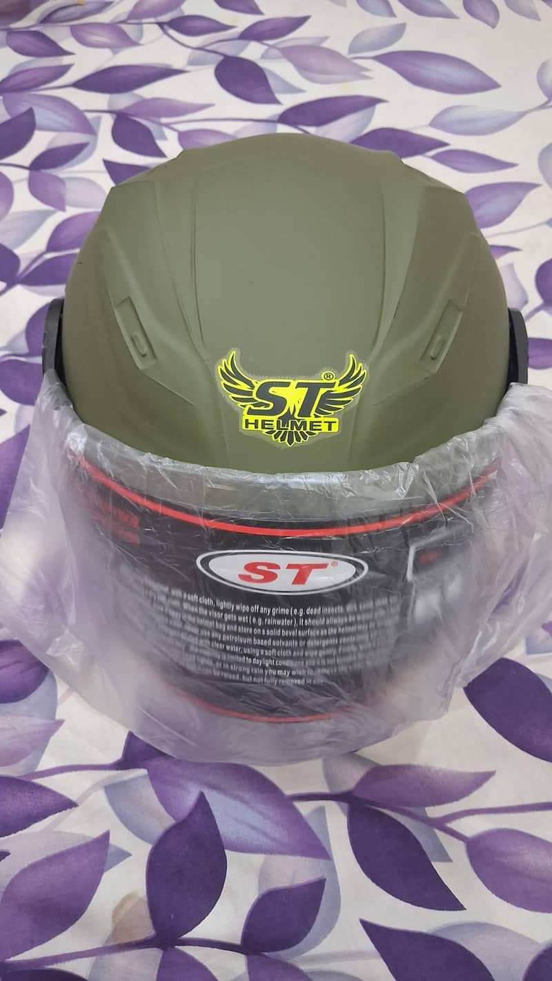 helmet 4
