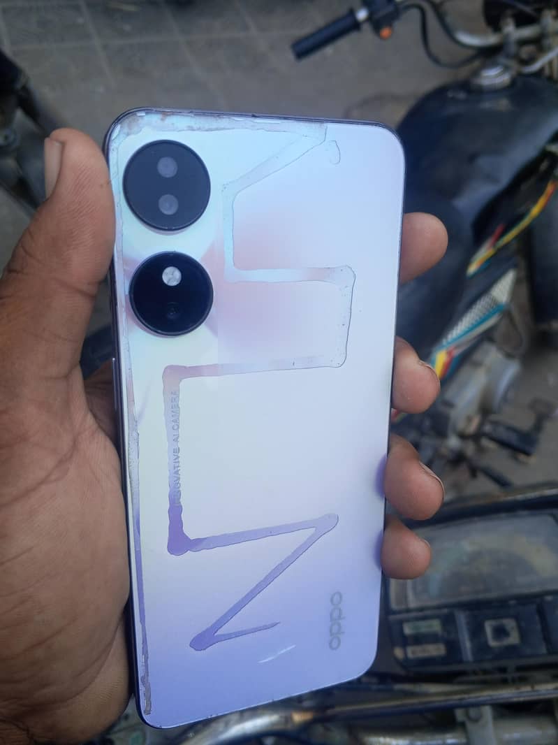 OPPO A78 0