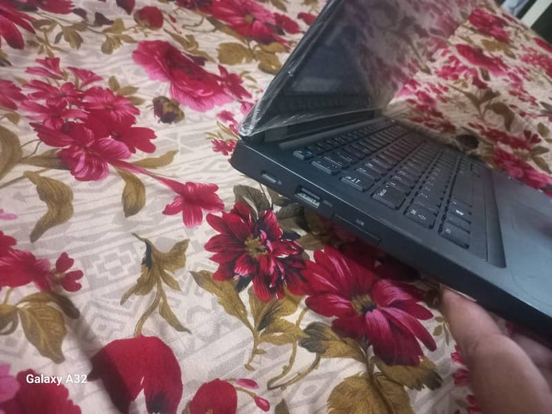 Dell core i3 generation 8 2