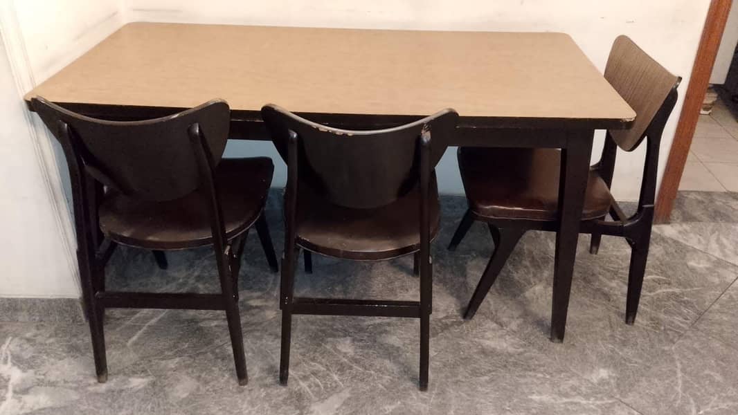 dinning Table 0