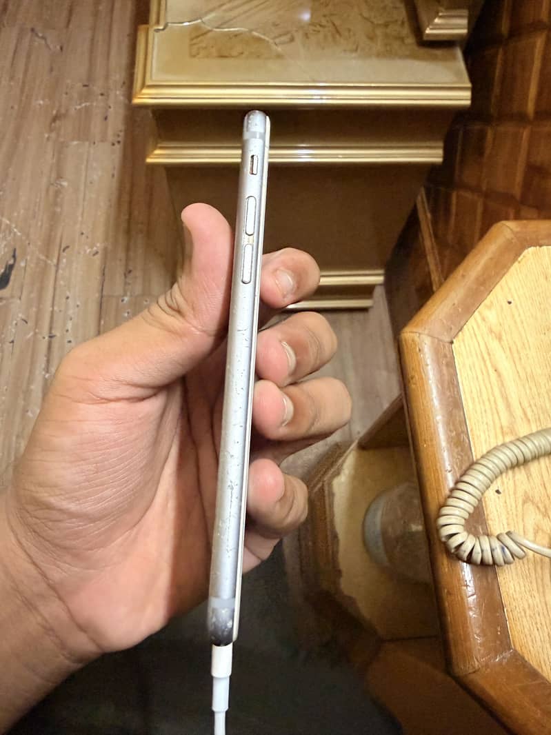 Apple iPhone 6S 0