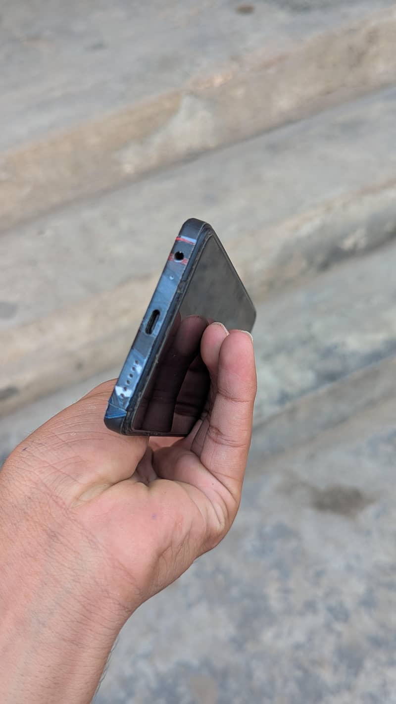 Tecno Spark Go 1