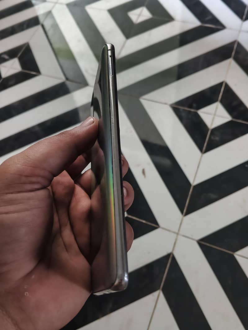 Samsung Mobile Note10 Lite 4
