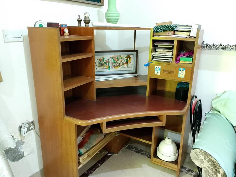 computer table for sale 0