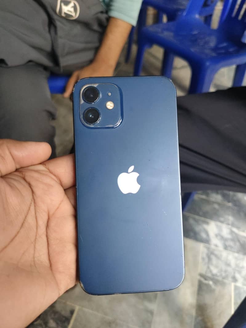 Apple iPhone 12 0