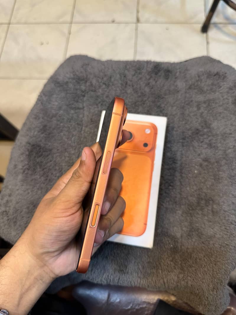 Apple iPhone 17 Pro 5