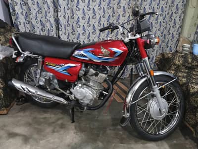 Honda CG 125 2024 model red colour good condition