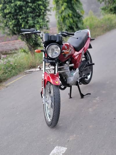 yamaha yb125z 2020 model first hand use mint condition