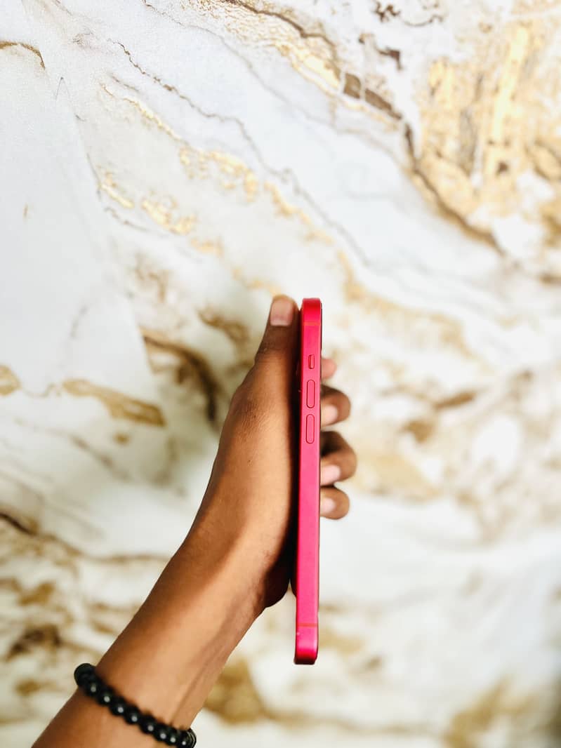 Apple iPhone 14 7