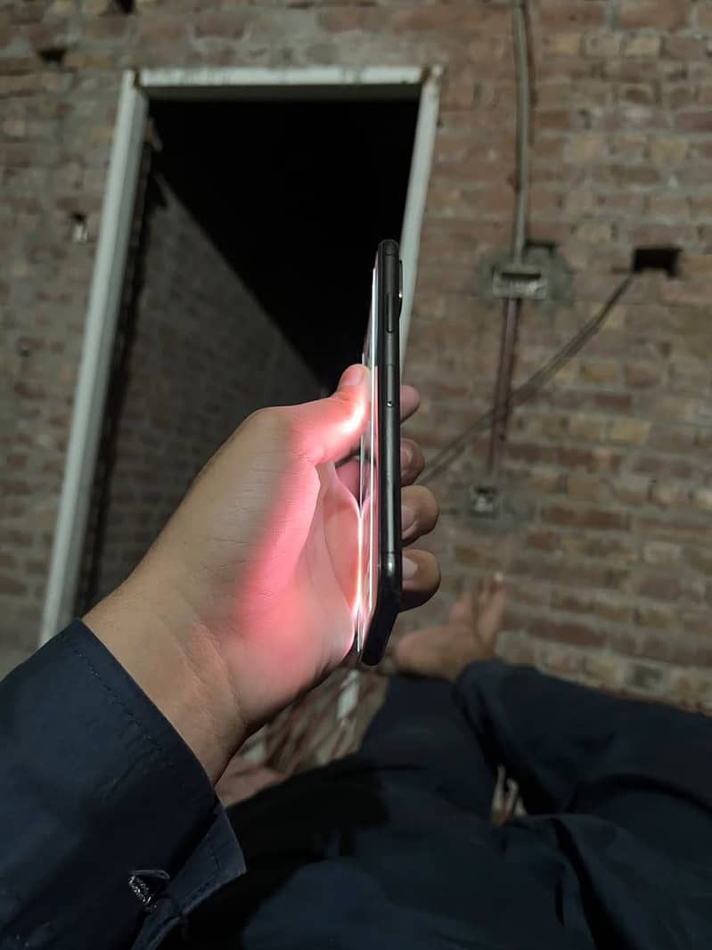 Apple iPhone XS 2