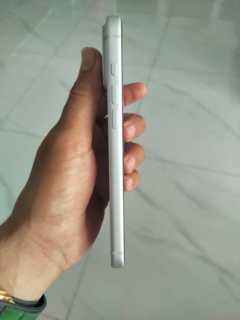 Apple iPhone 17 Pro Max 2