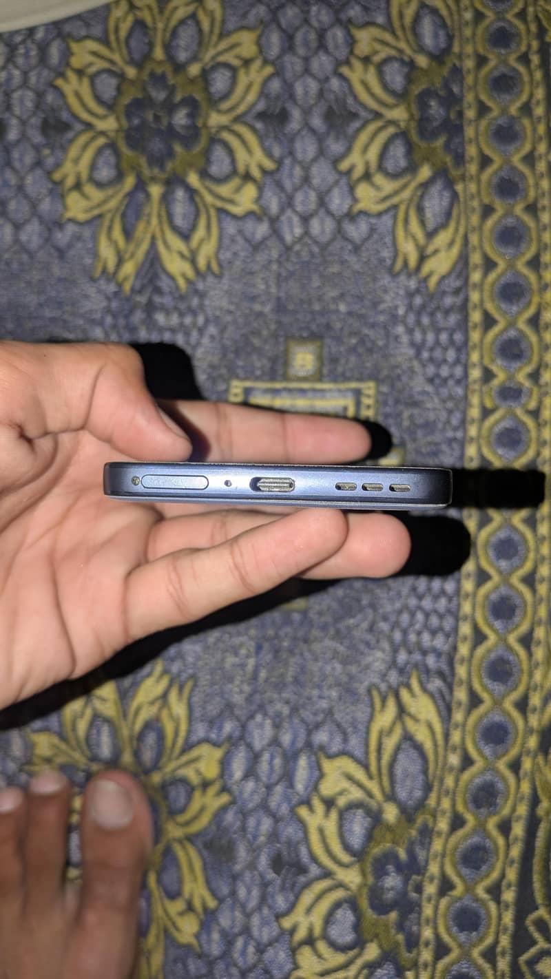 Google Pixel 7a 4