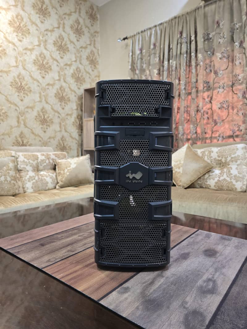 In Win Gaming PC Case (Mid Tower) 1