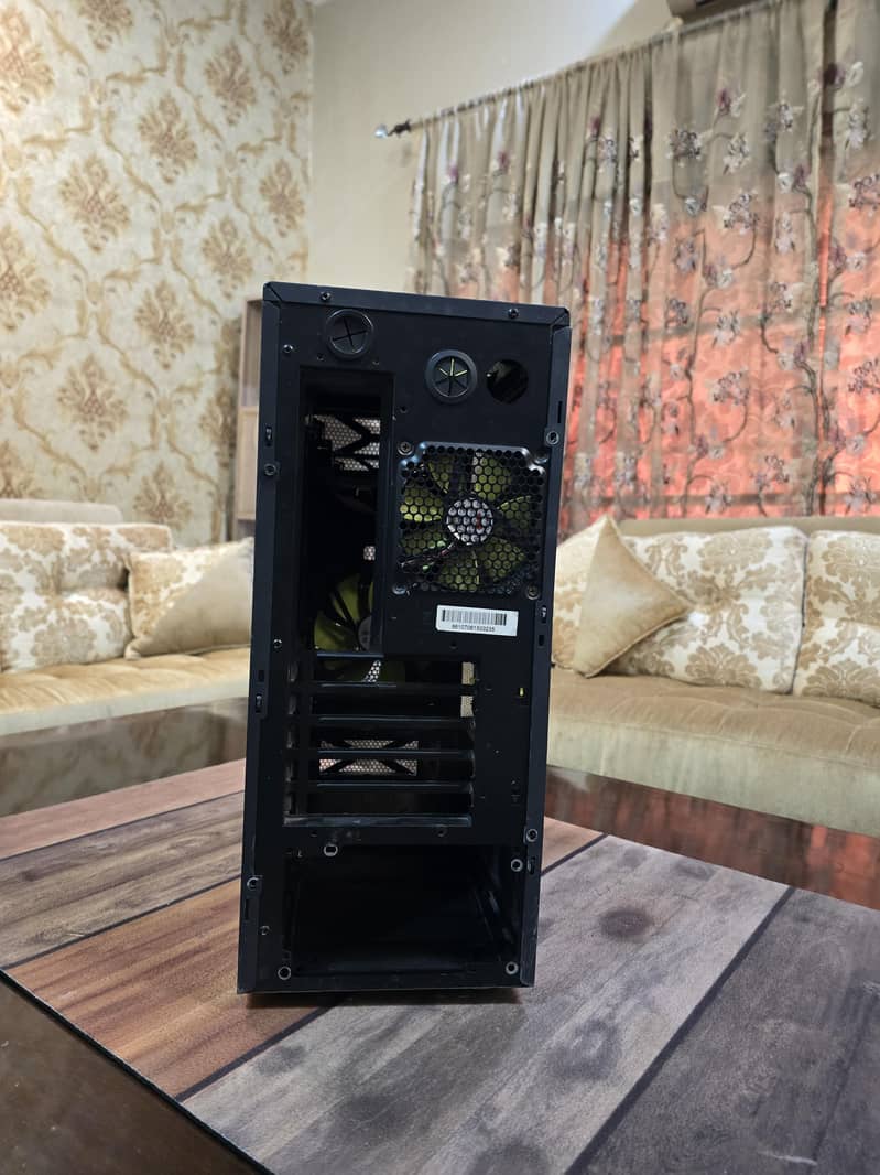 In Win Gaming PC Case (Mid Tower) 3