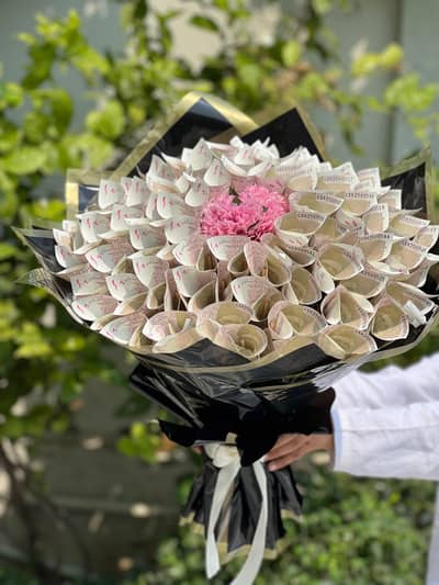 mony bouquet most beautiful hand made 1 thousand cash with fairylights