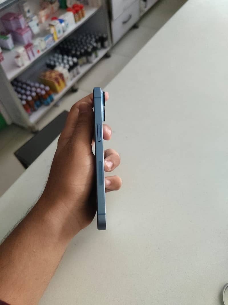 Apple iPhone 14 0