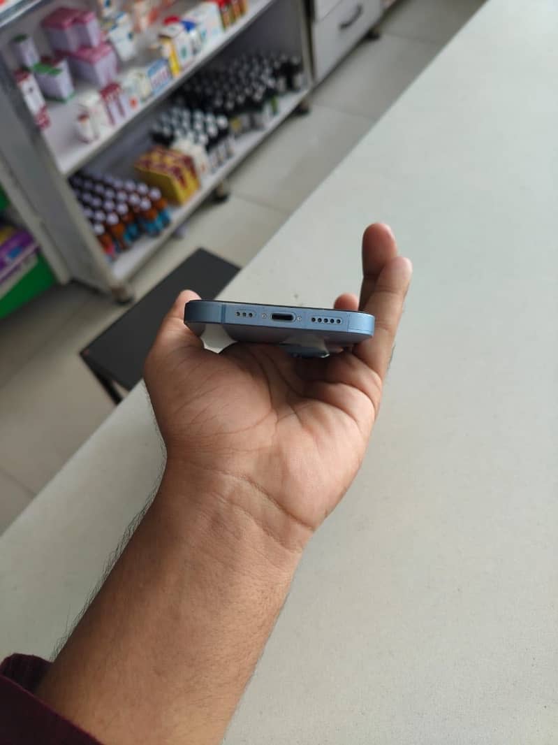 Apple iPhone 14 5