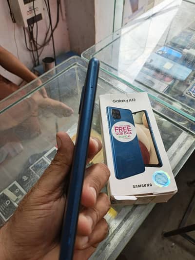 Samsung Mobile A12