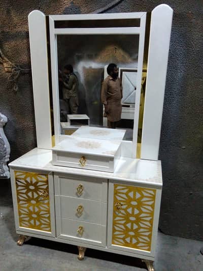 Bed,Dressing,side tables