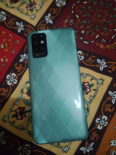 Infinix Note 8i