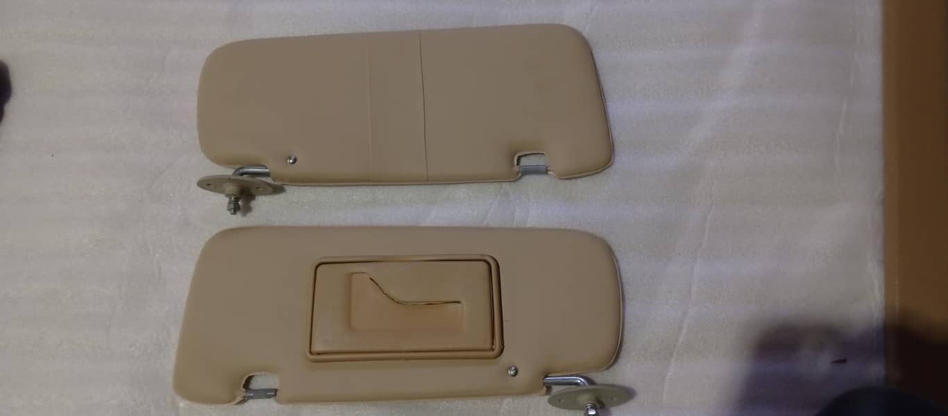 Sun visors pair 1