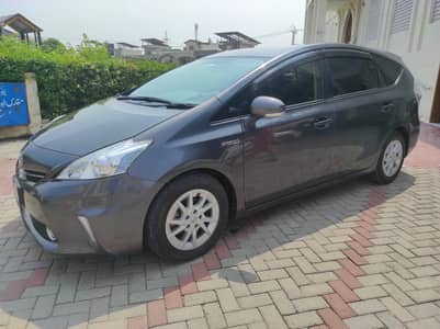 Toyota Prius Alpha S Model 2014 - Import / Registered 2018