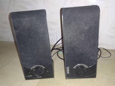 speakers