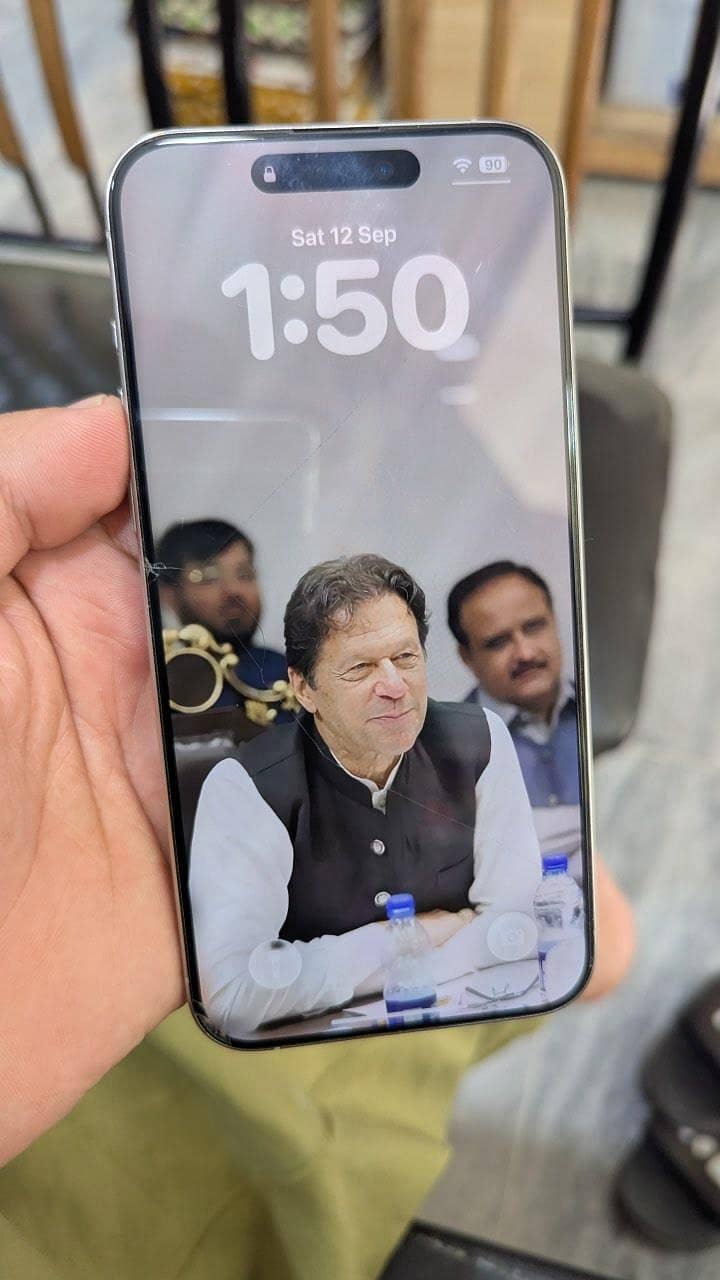 iPhone 15 pro max. JV 1