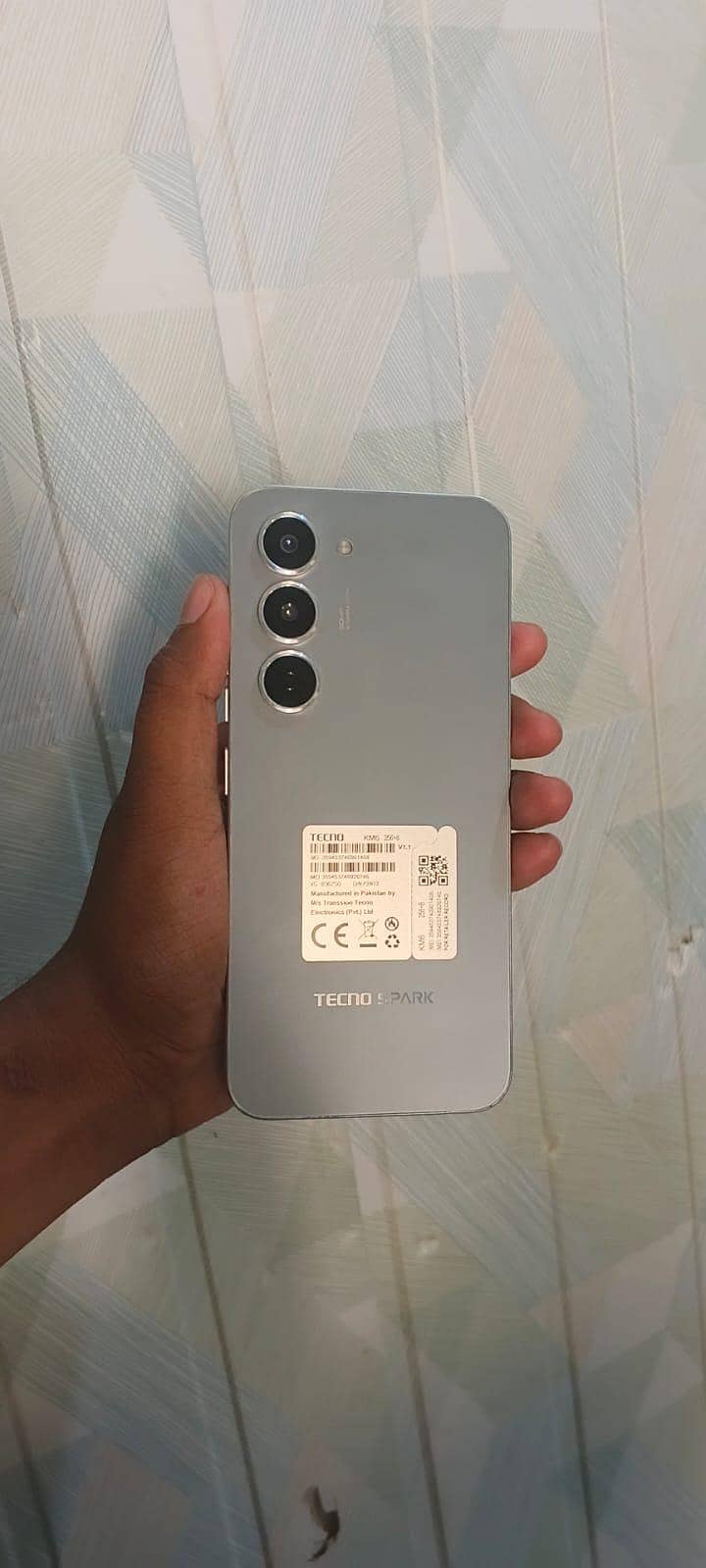 Tecno Spark 40 Pro 0