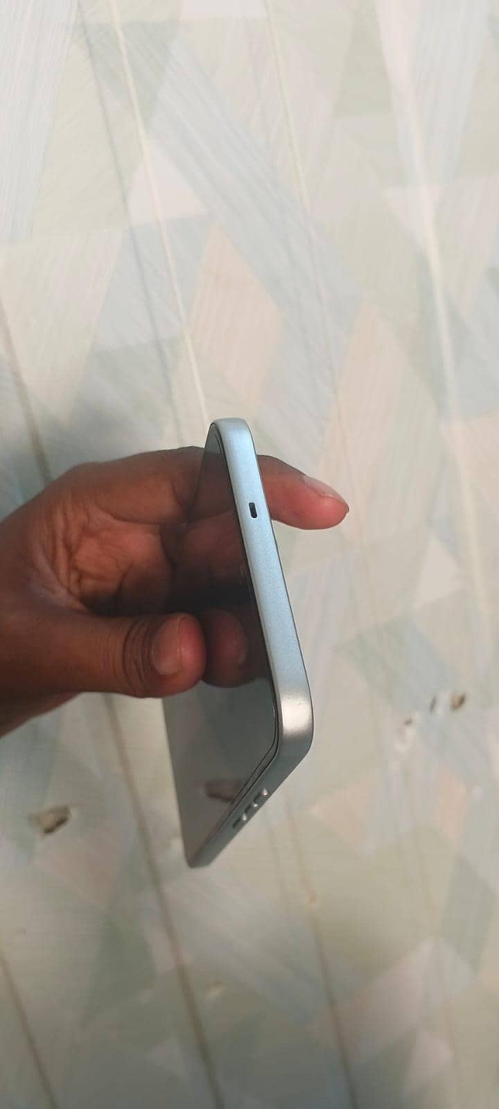 Tecno Spark 40 Pro 4
