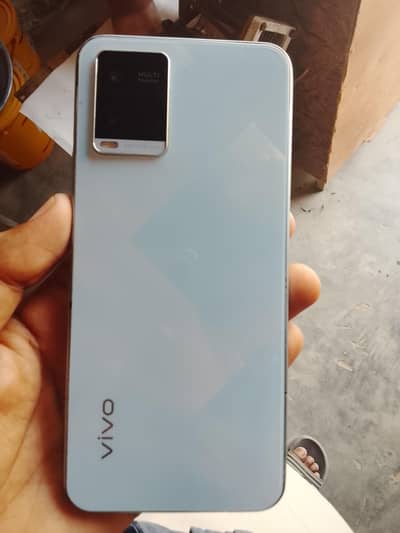Vivo Y21
