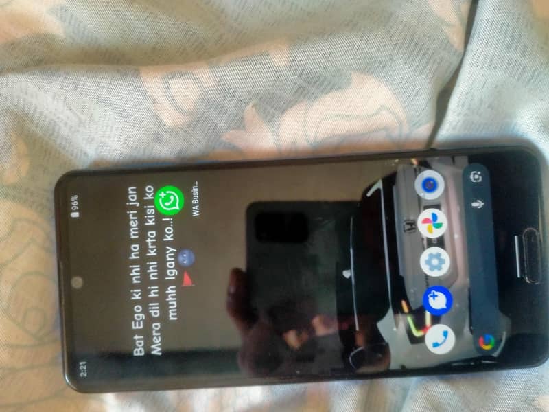 Sharp Aquos R5G 0