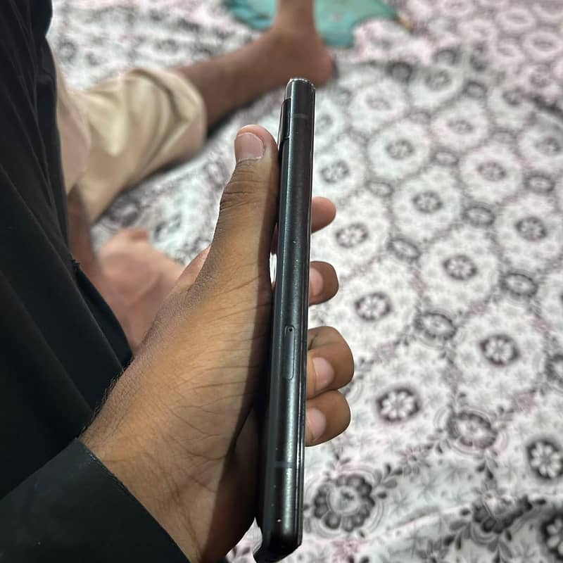 Google Pixel 6a 4