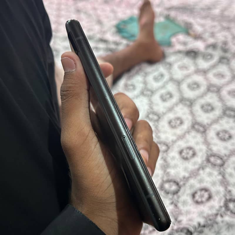 Google Pixel 6a 5