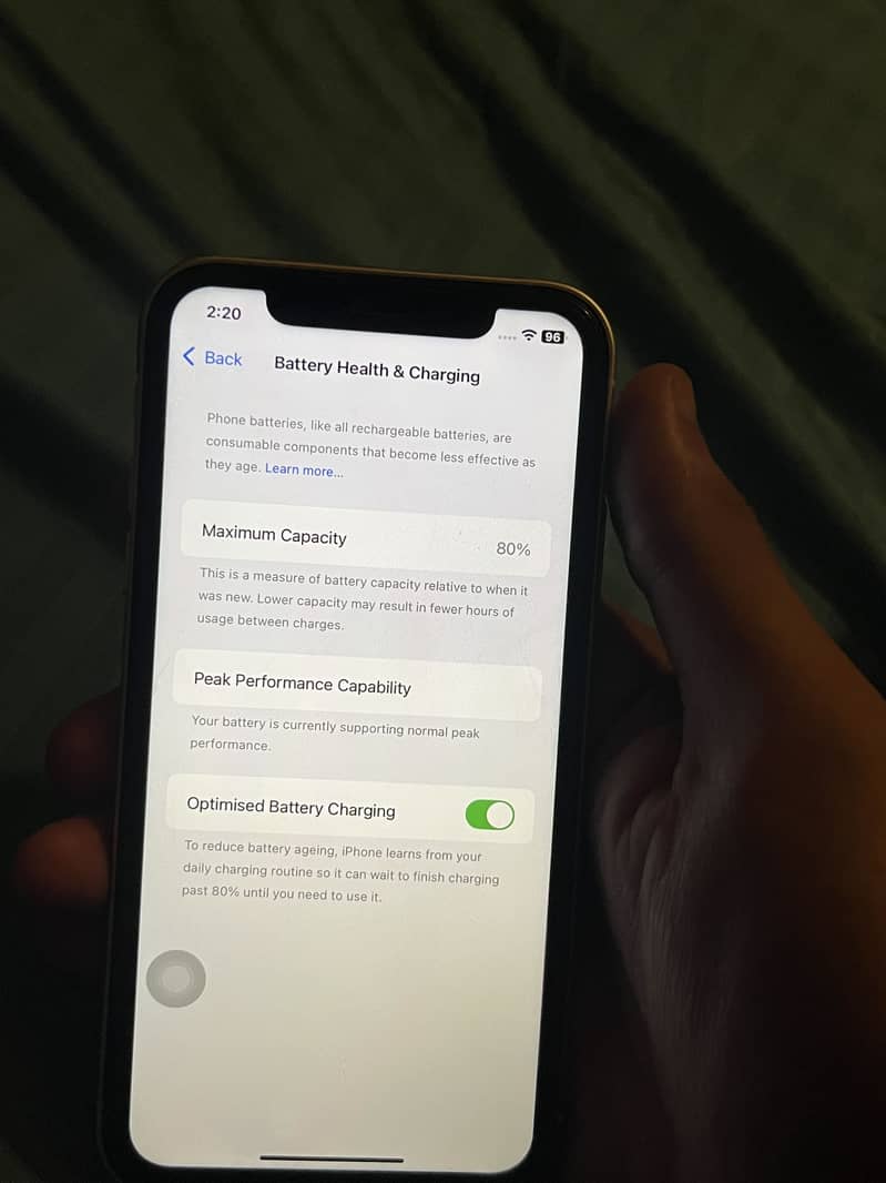 Apple iPhone 17 Pro Max 5