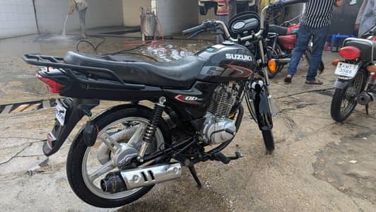 Suzuki GD11OS - Tubeless Tyres