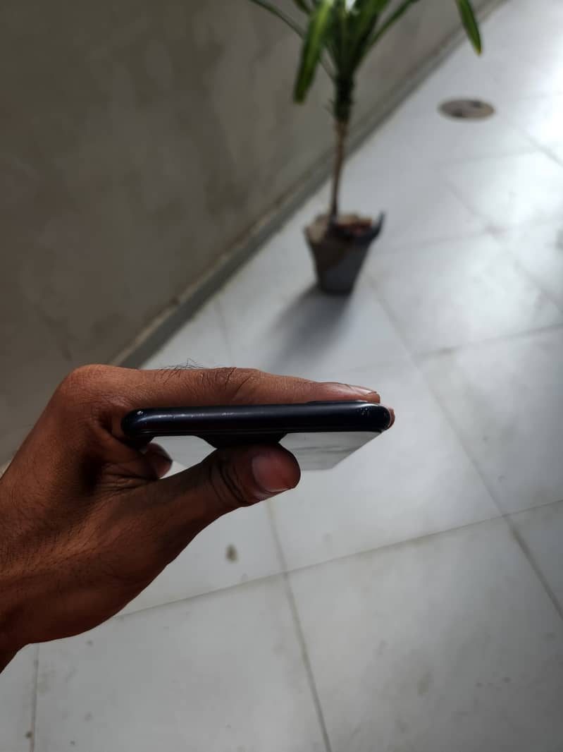 Apple iPhone 7 Plus PTA proof 1