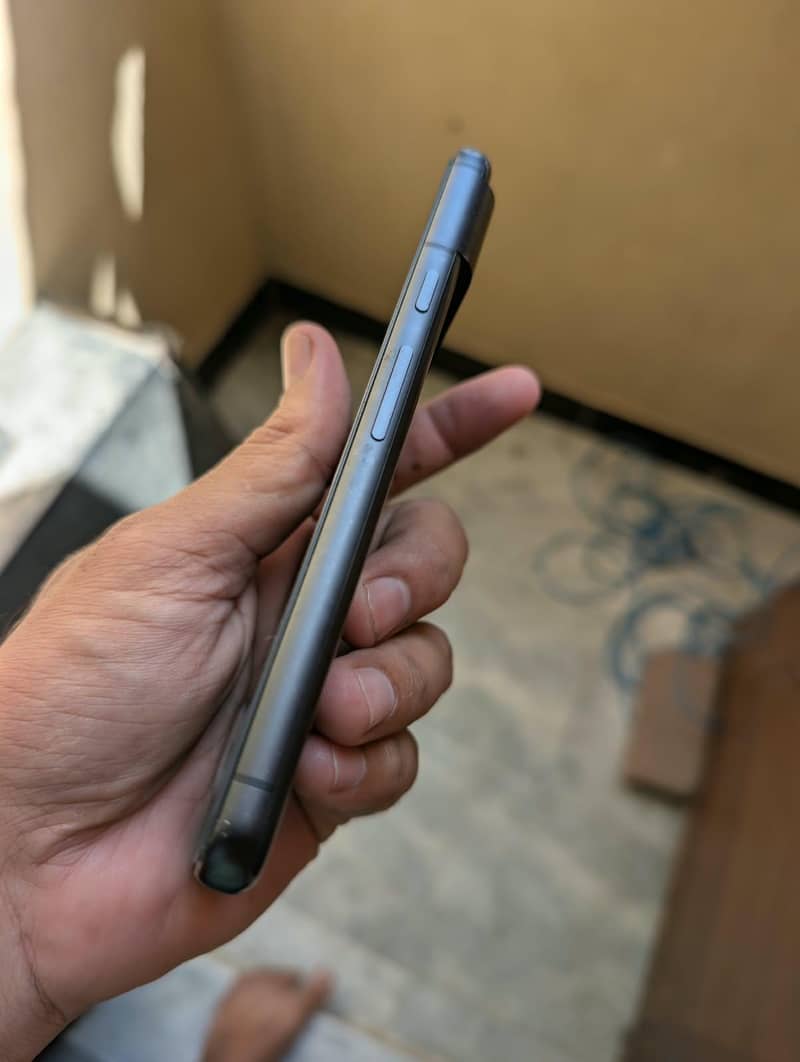 Google Pixel 8 2