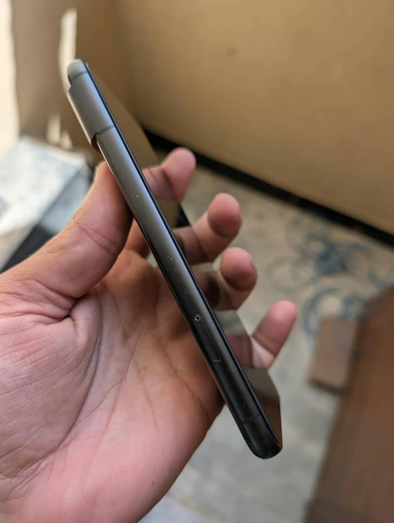 Google Pixel 8 5