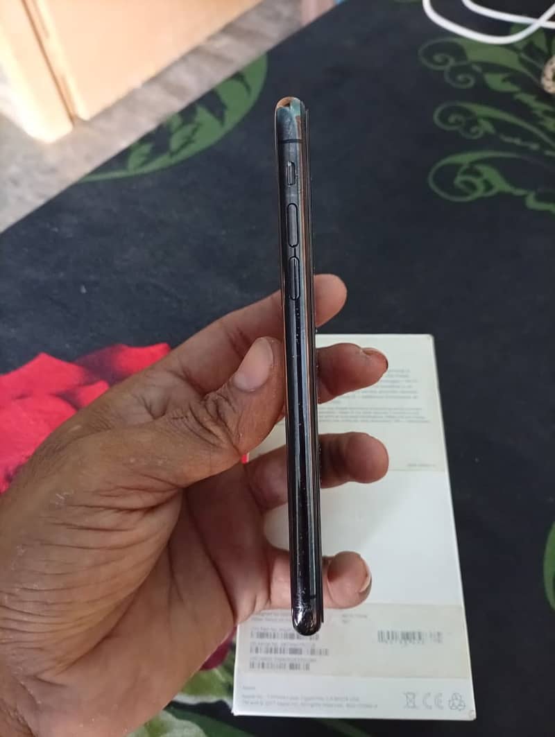 Apple iPhone X 1
