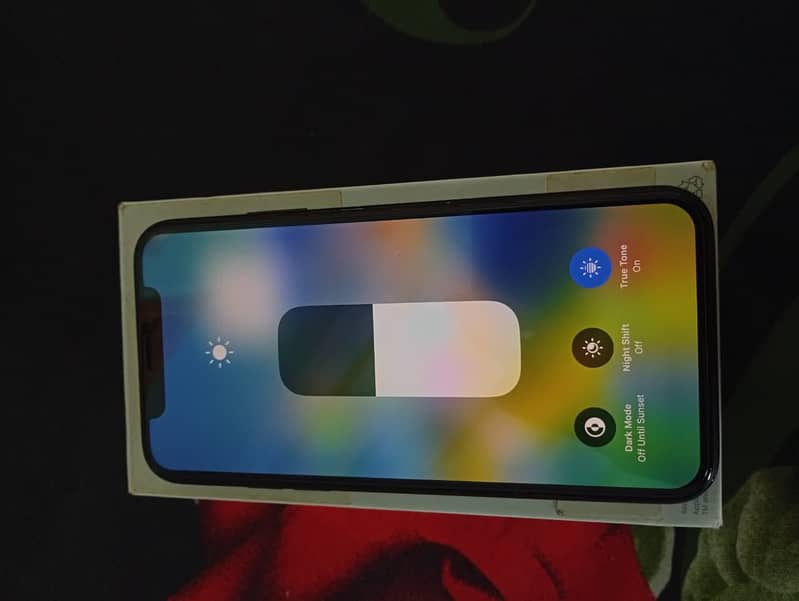 Apple iPhone X 13