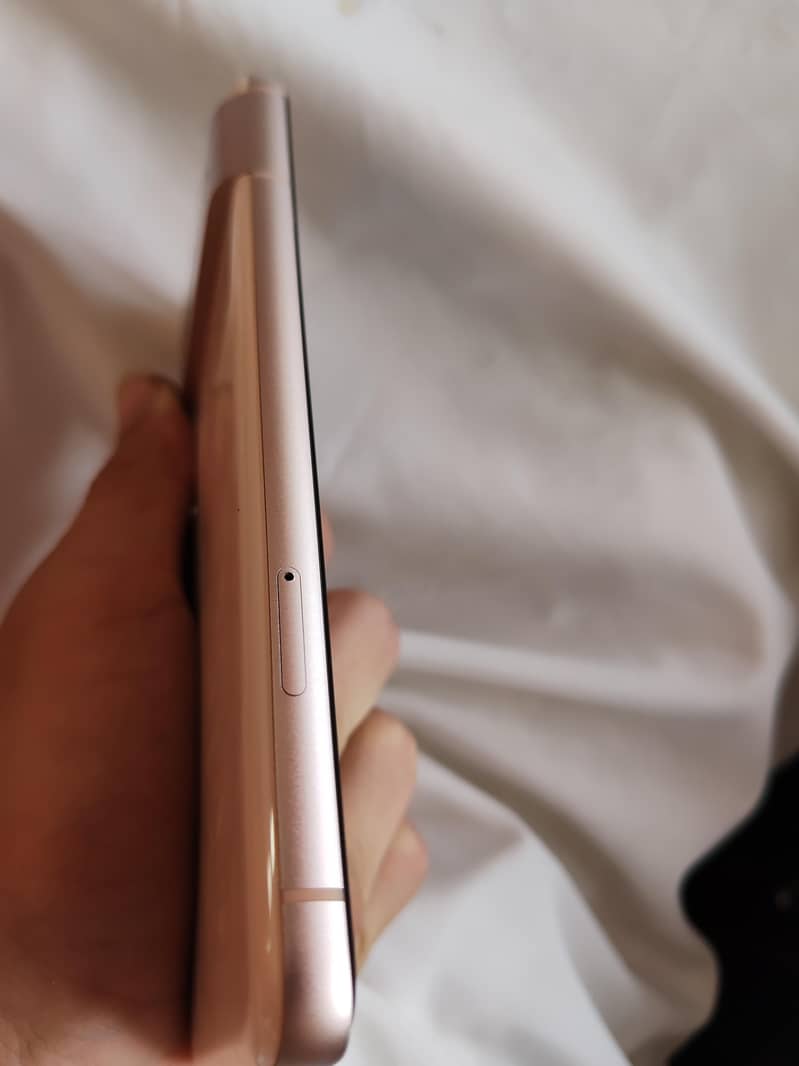 Google Pixel 8 3